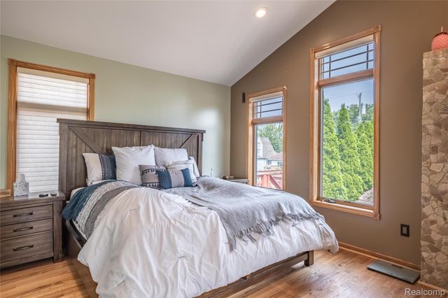 22501 Maple Street, St. Clair Shores, MI 48081