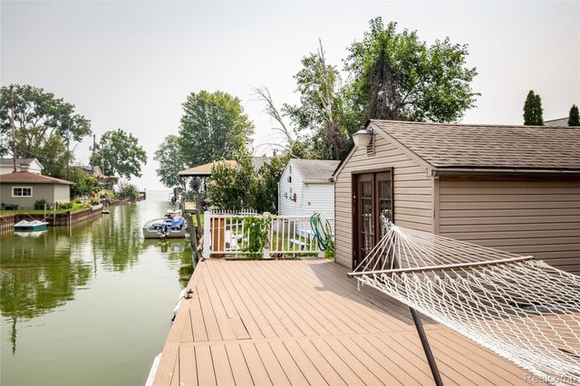 22501 Maple Street, St. Clair Shores, MI 48081