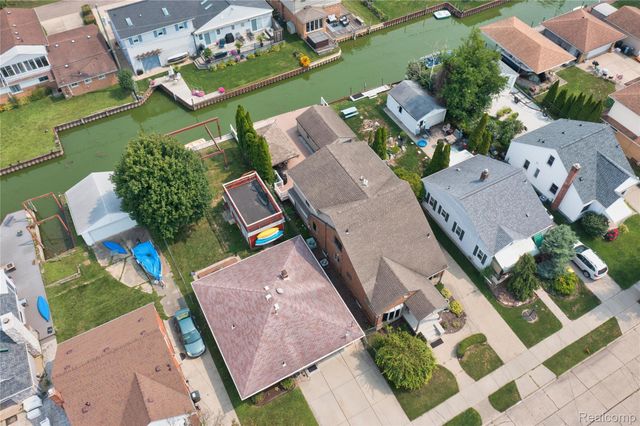 22501 Maple Street, St. Clair Shores, MI 48081