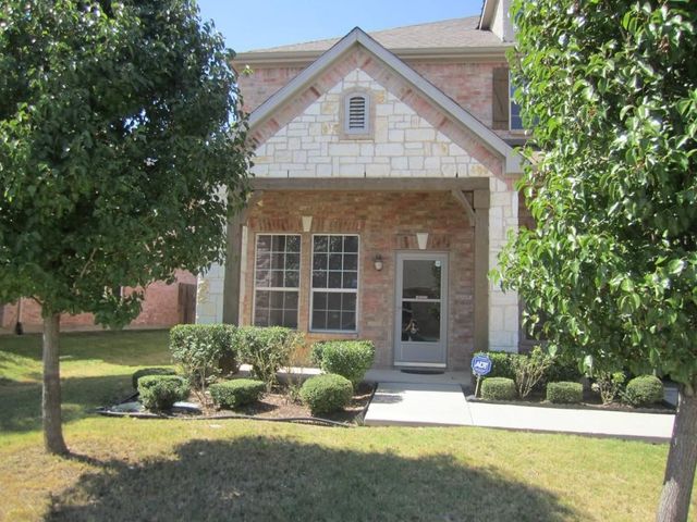 305 Moonlight Drive, Euless, TX 76039