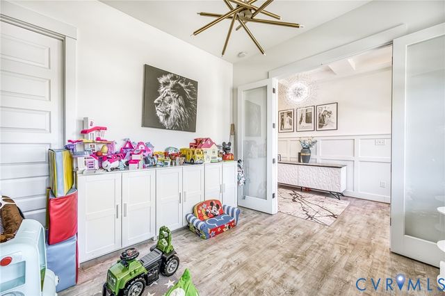 8149 Lyman Ct, Hanover, VA 23116