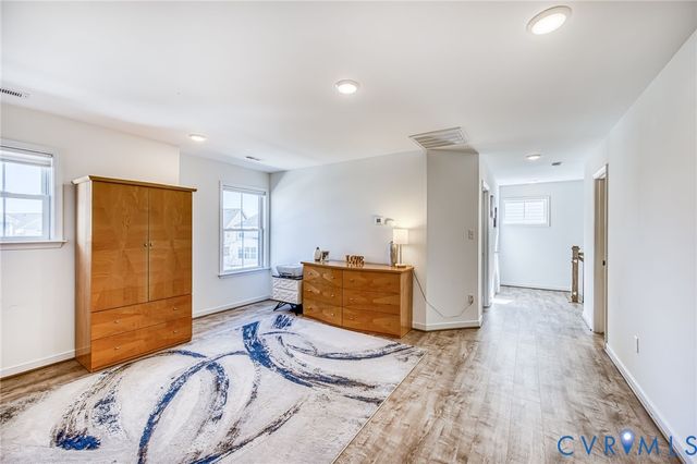 8149 Lyman Ct, Hanover, VA 23116