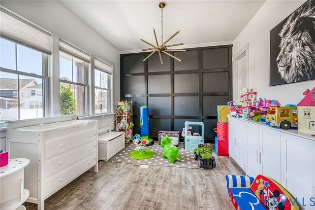 8149 Lyman Ct, Hanover, VA 23116