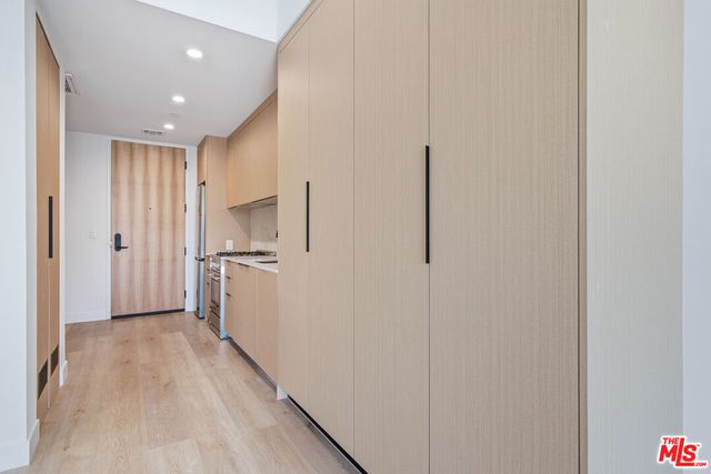 3555 Overland Avenue 504, Los Angeles, CA 90034