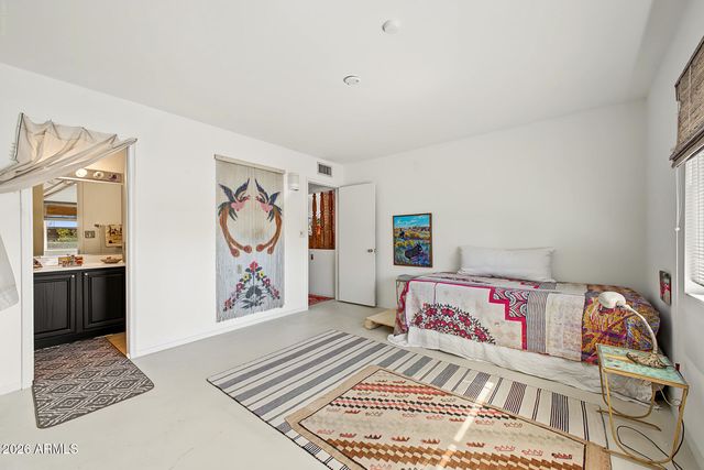 4826 N 74TH Place, Scottsdale, AZ 85251