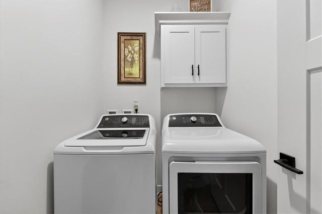 2080 Riverstone Drive, Excelsior Springs, MO 64024