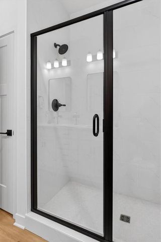 2080 Riverstone Drive, Excelsior Springs, MO 64024