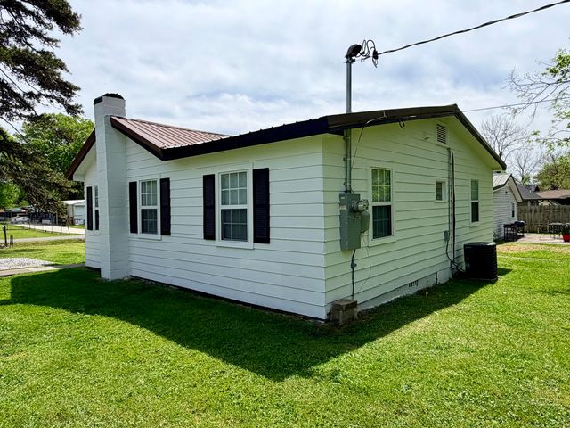 97 Barker Street, Rossville, GA 30741