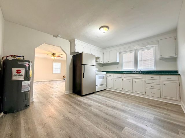 97 Barker Street, Rossville, GA 30741