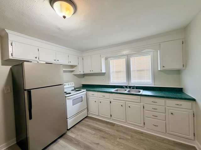 97 Barker Street, Rossville, GA 30741