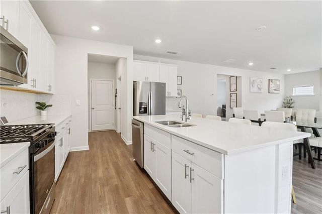 4031 Dean Grove Way, Loganville, GA 30052