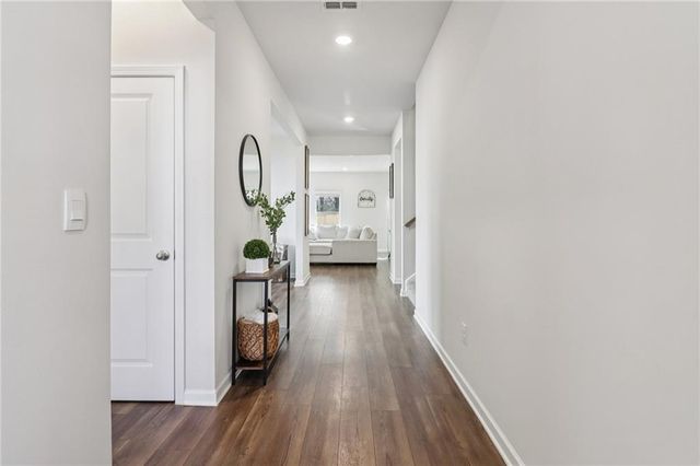 4031 Dean Grove Way, Loganville, GA 30052