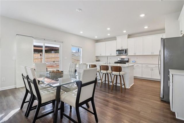 4031 Dean Grove Way, Loganville, GA 30052