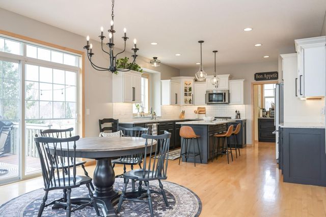 11254 Dogwood Road, Woodbury, MN 55129