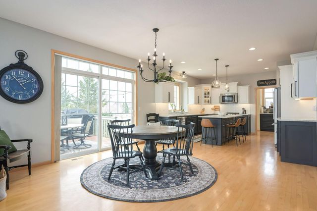 11254 Dogwood Road, Woodbury, MN 55129