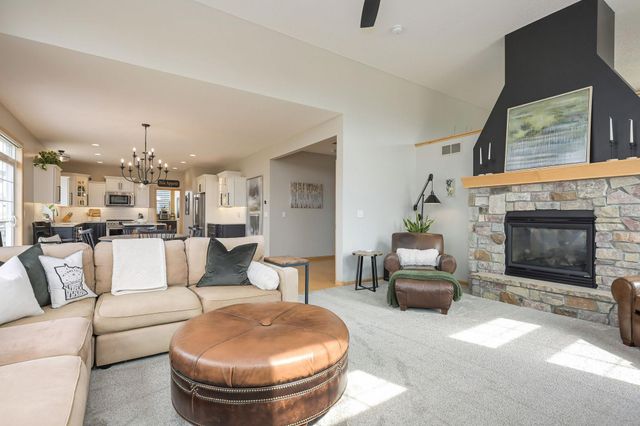 11254 Dogwood Road, Woodbury, MN 55129