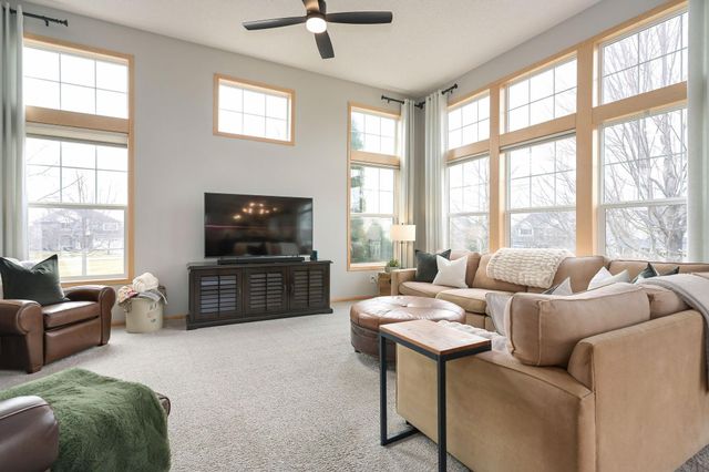 11254 Dogwood Road, Woodbury, MN 55129