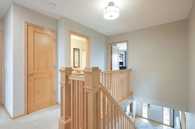 11254 Dogwood Road, Woodbury, MN 55129