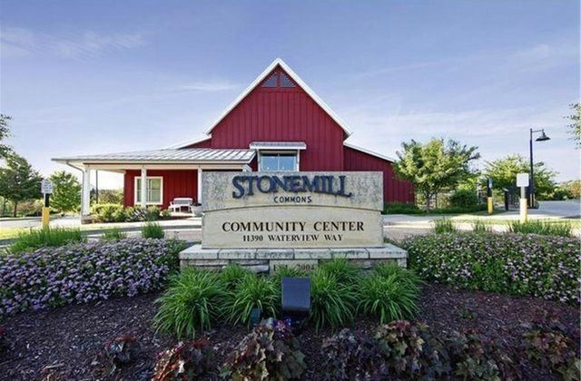 11254 Dogwood Road, Woodbury, MN 55129