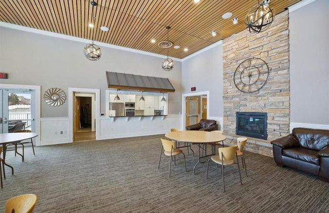 11254 Dogwood Road, Woodbury, MN 55129