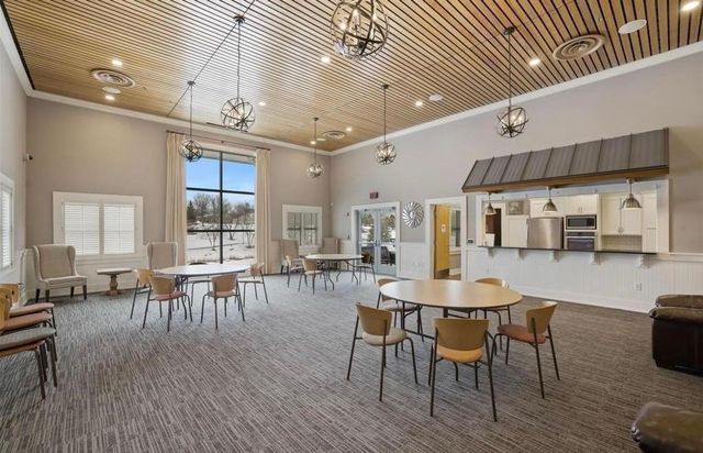 11254 Dogwood Road, Woodbury, MN 55129