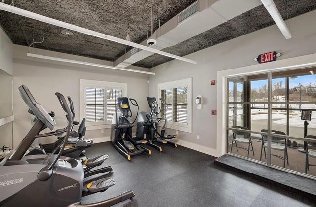 11254 Dogwood Road, Woodbury, MN 55129