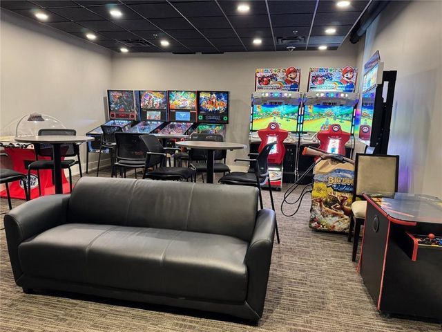 11254 Dogwood Road, Woodbury, MN 55129