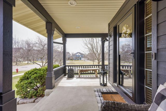 11254 Dogwood Road, Woodbury, MN 55129