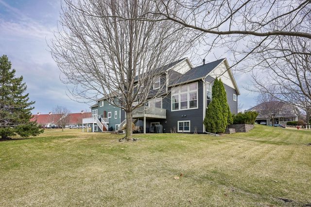 11254 Dogwood Road, Woodbury, MN 55129