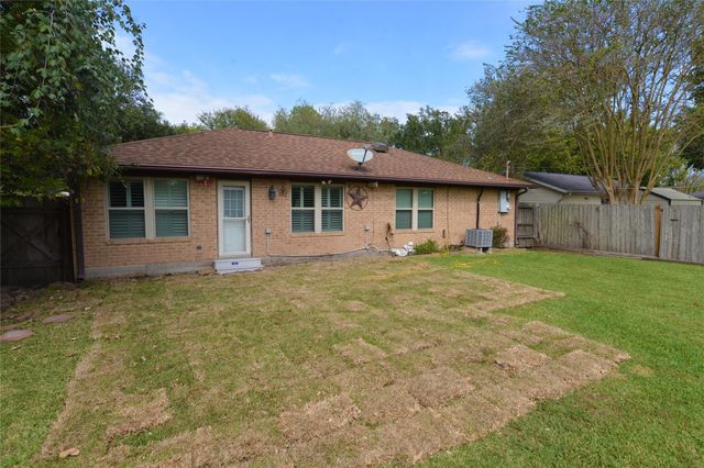 3009 Rose Lane, La Marque, TX 77568