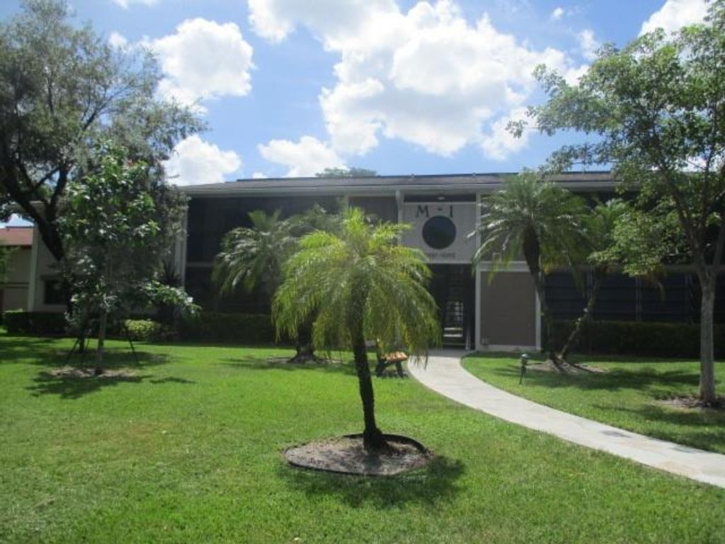 10909 W Clairmont Cir 103, Fort Lauderdale, FL 33321