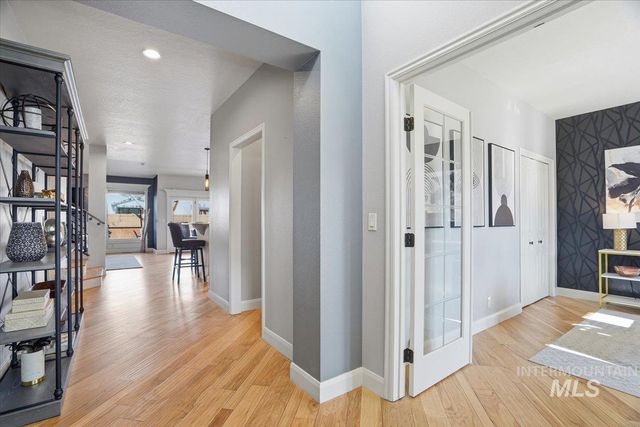 946 W Bacall St., Meridian, ID 83646