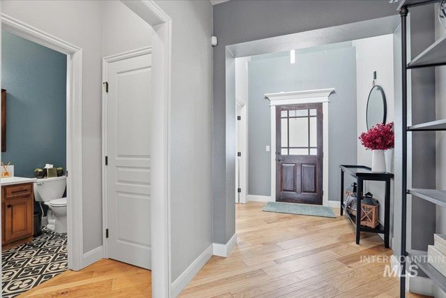 946 W Bacall St., Meridian, ID 83646