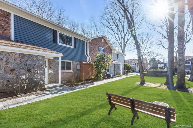 40 4 Street W 67, Patchogue, NY 11772