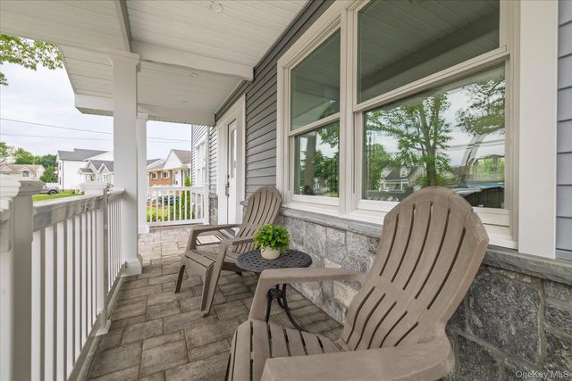 345 Christopher Street, Oceanside, NY 11572