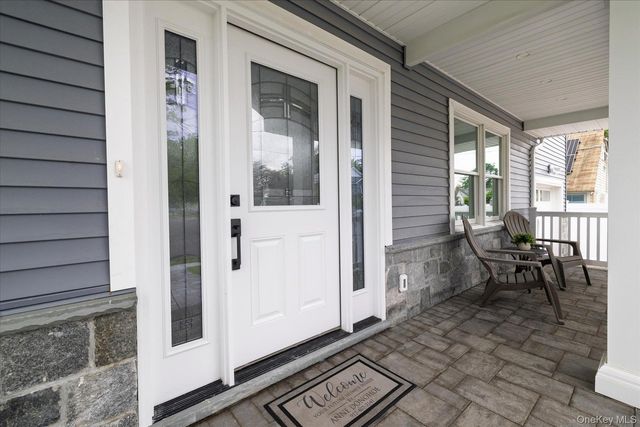 345 Christopher Street, Oceanside, NY 11572