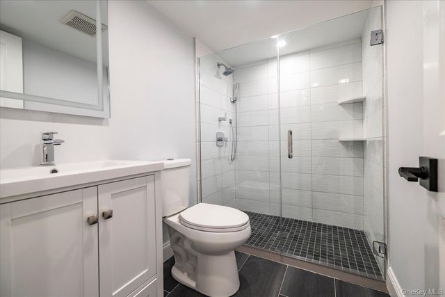 345 Christopher Street, Oceanside, NY 11572