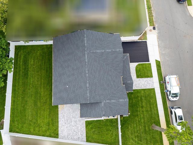 345 Christopher Street, Oceanside, NY 11572