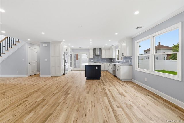 345 Christopher Street, Oceanside, NY 11572