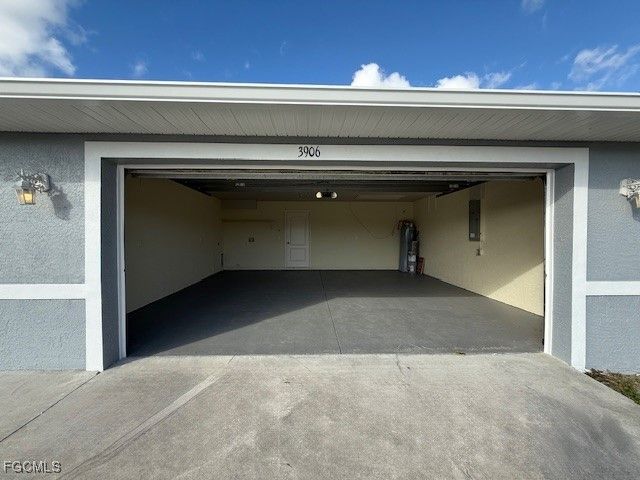 3906 13th ST W, Lehigh Acres, FL 33971