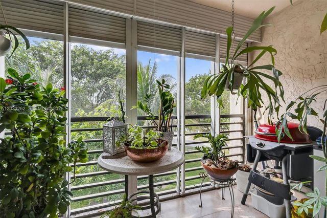 8150 W Mcnab Rd 304, Tamarac, FL 33321