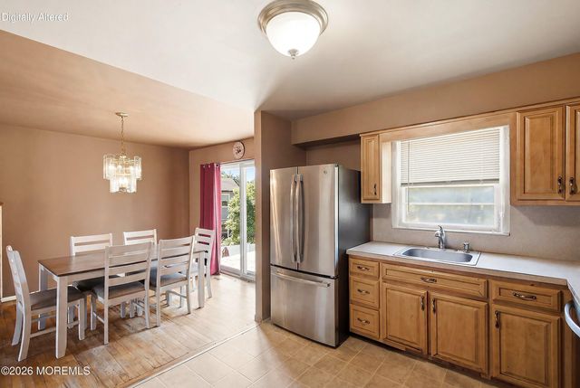 81 Elm Street, Beachwood, NJ 08722