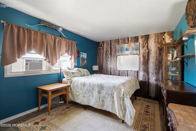 81 Elm Street, Beachwood, NJ 08722