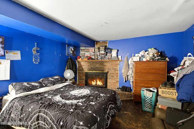 81 Elm Street, Beachwood, NJ 08722