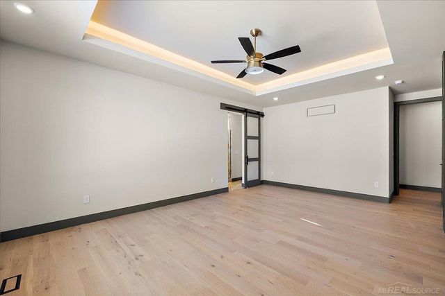 42528 Saddle Lane, Sterling Heights, MI 48314