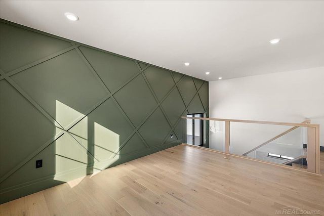 42528 Saddle Lane, Sterling Heights, MI 48314