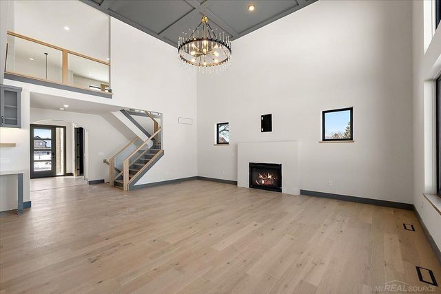 42528 Saddle Lane, Sterling Heights, MI 48314