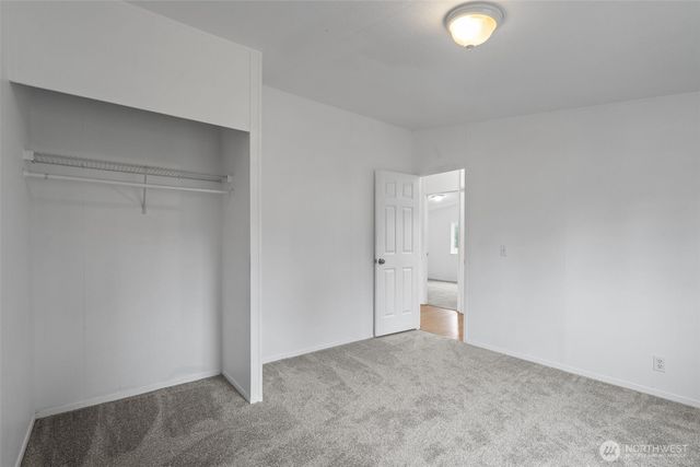 19112 Loganberry Street SW, Rochester, WA 98579