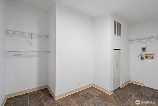 19112 Loganberry Street SW, Rochester, WA 98579