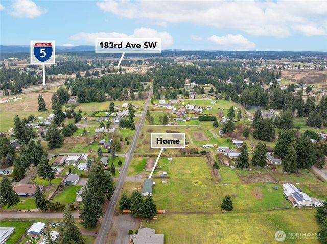 19112 Loganberry Street SW, Rochester, WA 98579